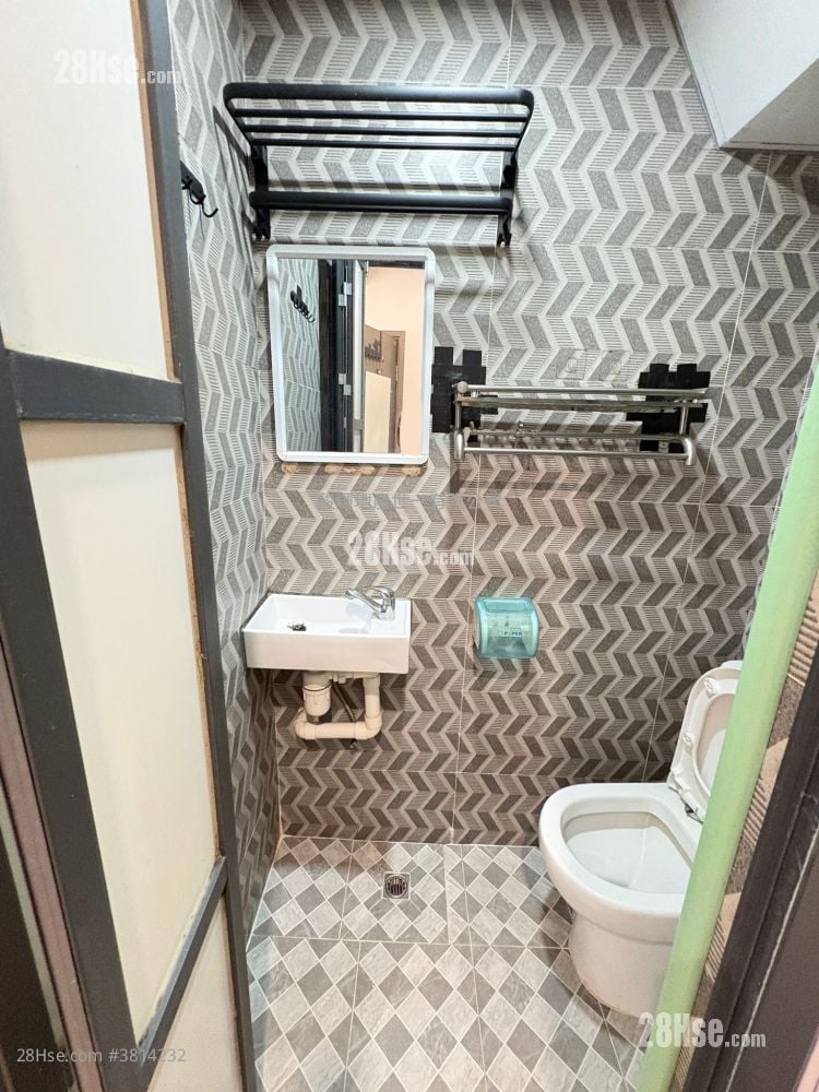 1G Kimberley Street Rental Studio , 1 Bathroom 140 ft²