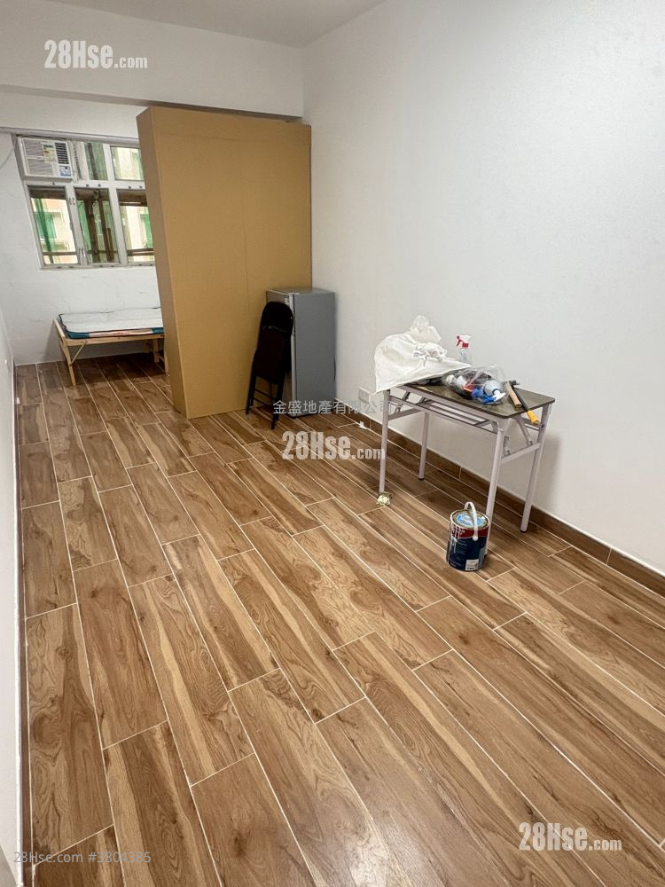 单幢楼房 租盘 1 房 , 1 浴室 220 平方尺