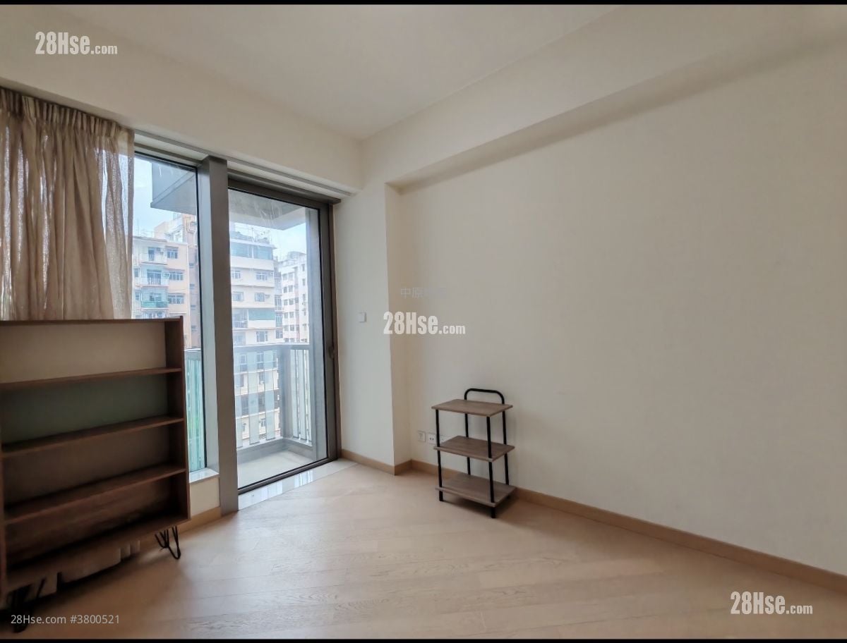 Grand Central Sell 2 Bedrooms 597 ft²
