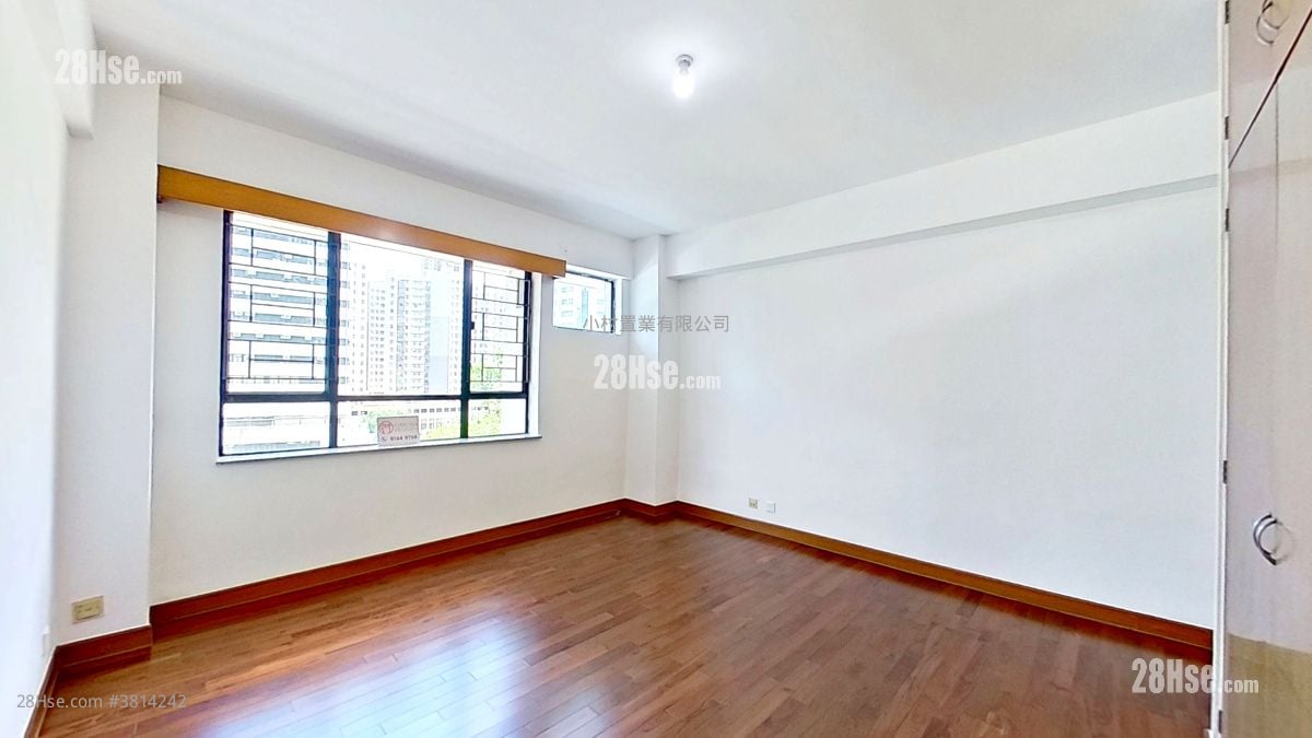 主人房: 仁礼花园 租盘 4 房 , 2 浴室 2,264 平方尺