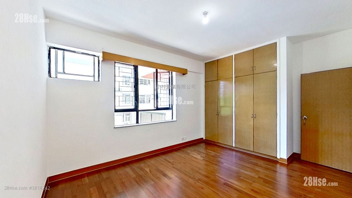 睡房 3: 仁礼花园 租盘 4 房 , 2 浴室 2,264 平方尺