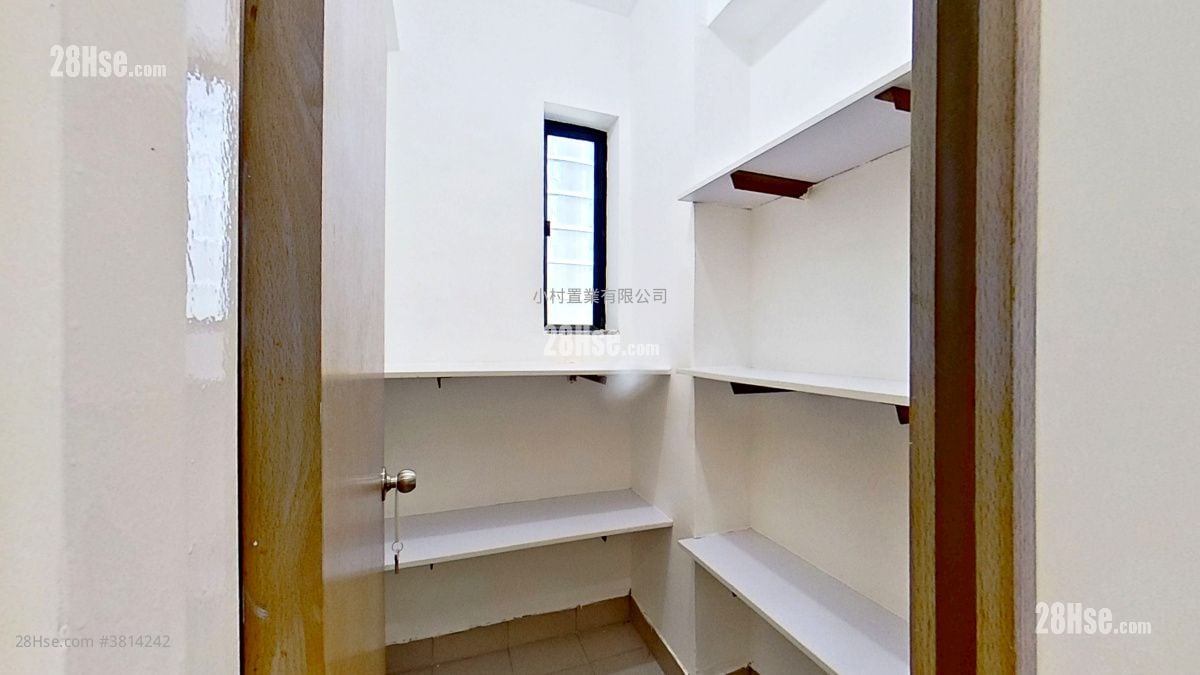 其它: Storage room