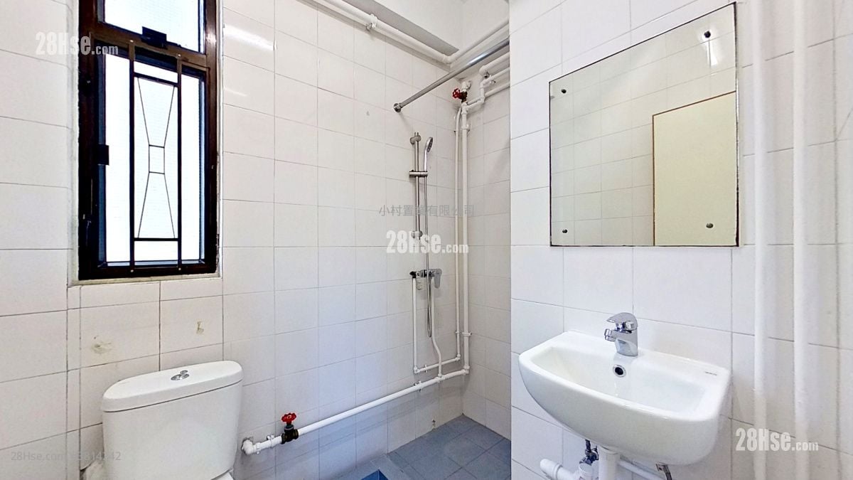 工人房: 仁礼花园 租盘 4 房 , 2 浴室 2,264 平方尺