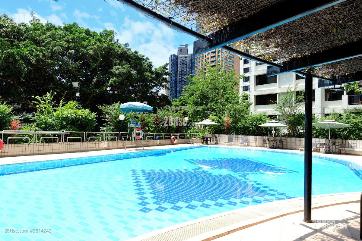 会所: 仁礼花园 租盘 4 房 , 2 浴室 2,264 平方尺