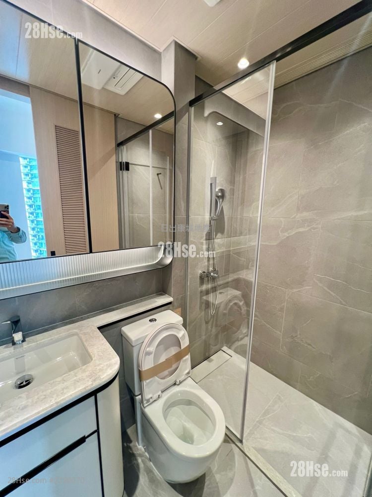 Grand Seasons 租盘 1 房 , 1 浴室 370 平方尺