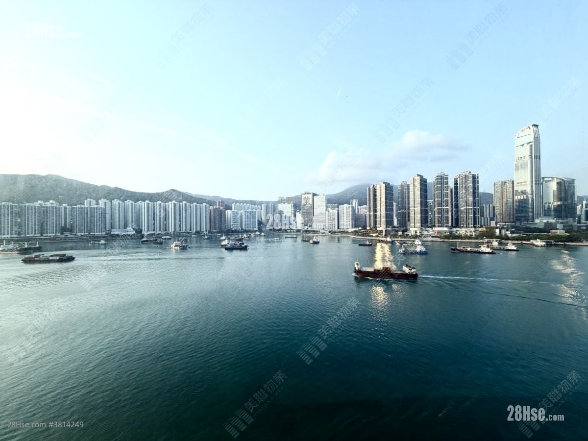 Villa Esplanada Sell 3 Bedrooms , 2 Bathrooms 829 ft²