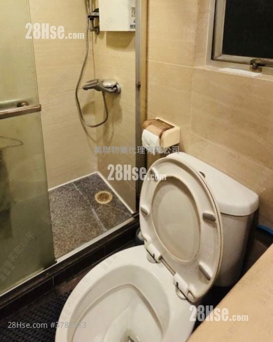 Metro Harbour View Sell 2 Bedrooms 320 ft²