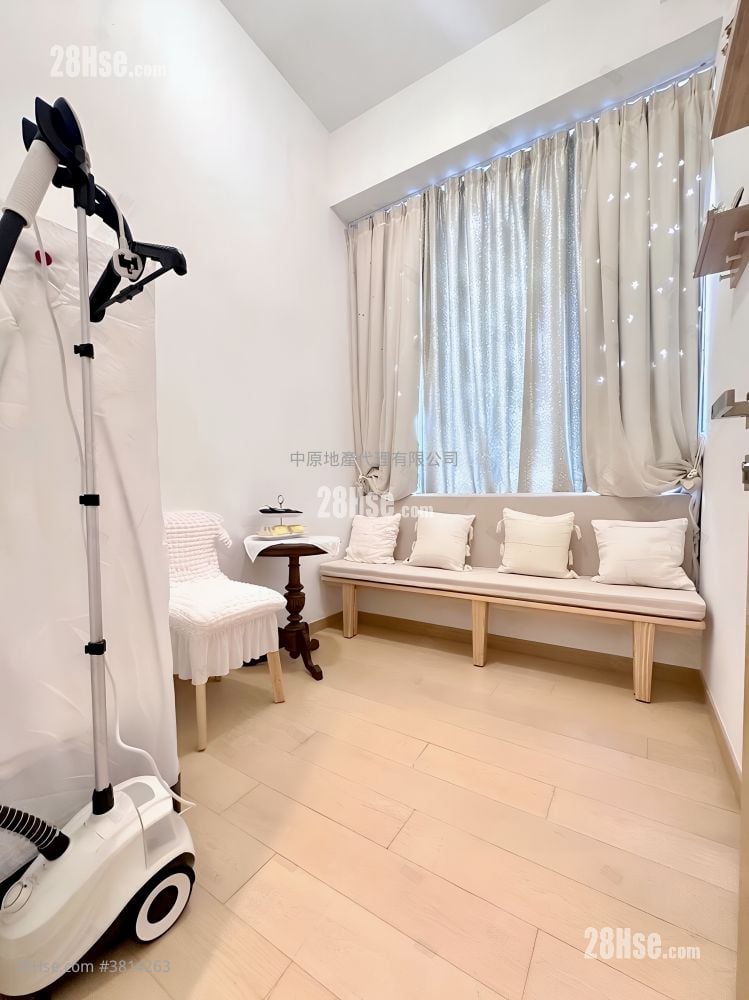 Mantin Heights Sell 2 Bedrooms , 1 Bathroom 532 ft²