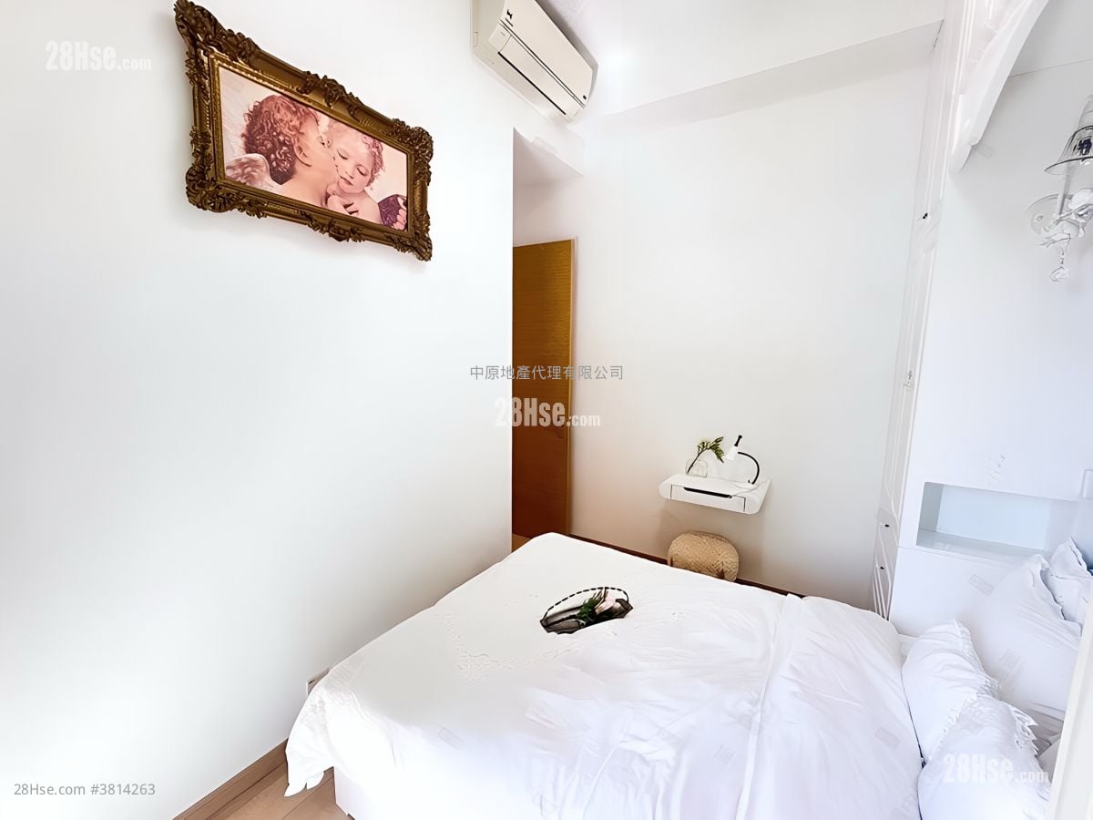 Mantin Heights Sell 2 Bedrooms , 1 Bathroom 532 ft²