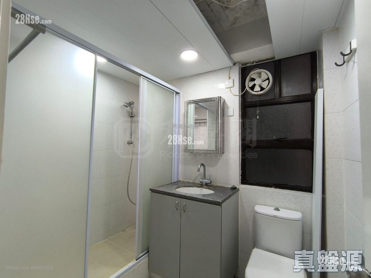 富慧阁 租盘 3 房 , 2 浴室 857 平方尺