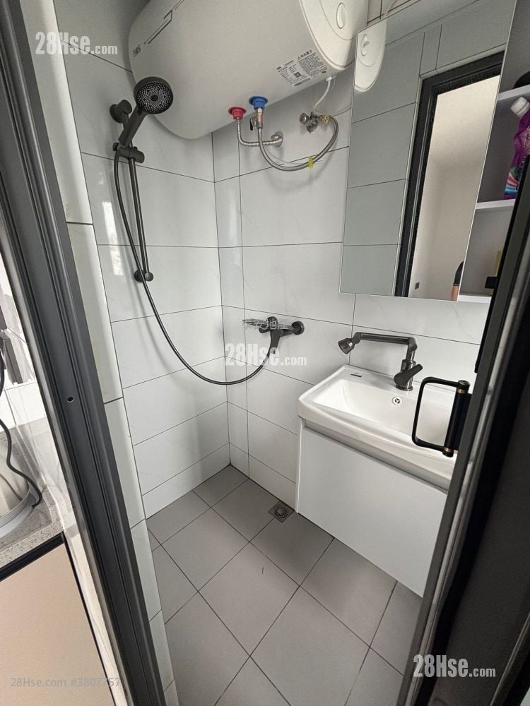 单幢楼房 租盘 1 房 160 平方尺