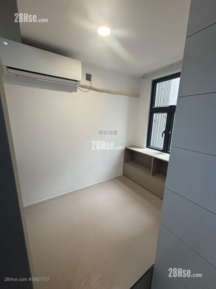 单幢楼房 租盘 1 房 160 平方尺