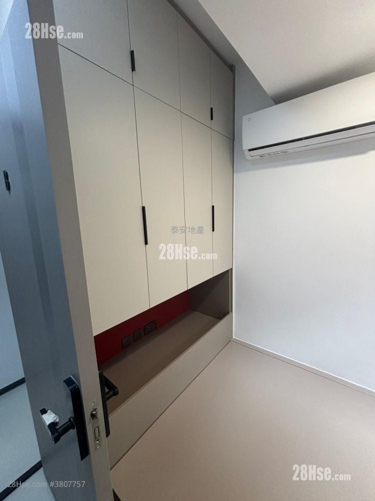 单幢楼房 租盘 1 房 160 平方尺