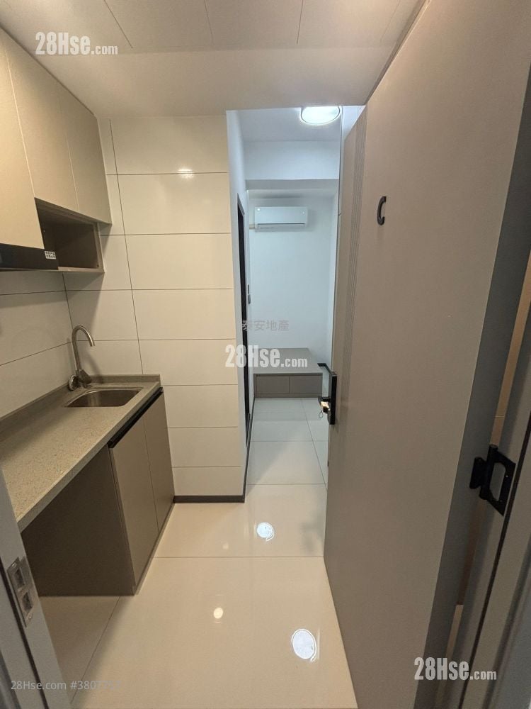 单幢楼房 租盘 1 房 160 平方尺