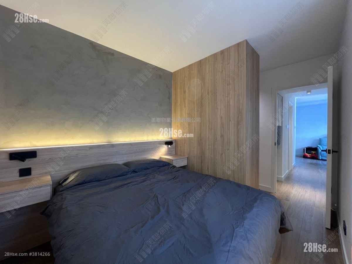 Tin Chung Court Sell 3 Bedrooms 650 ft²