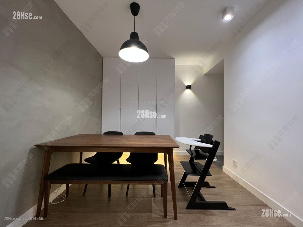 Tin Chung Court Sell 3 Bedrooms 650 ft²