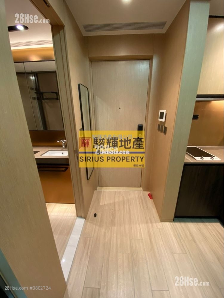 Cetus Square Mile Rental 3 Bedrooms , 2 Bathrooms 248 ft²