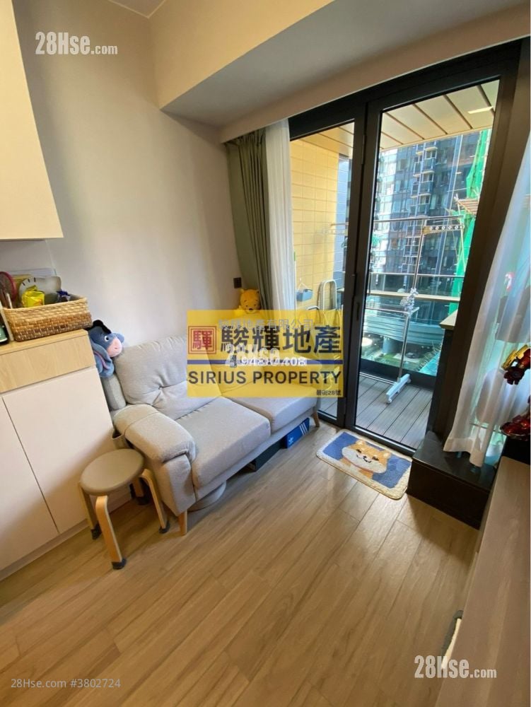 Cetus Square Mile Rental 3 Bedrooms , 2 Bathrooms 248 ft²