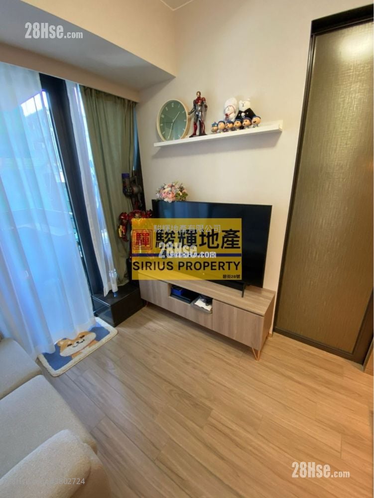 Cetus Square Mile Rental 3 Bedrooms , 2 Bathrooms 248 ft²