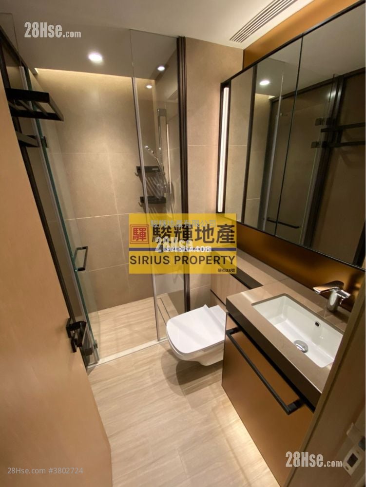 Cetus Square Mile Rental 3 Bedrooms , 2 Bathrooms 248 ft²