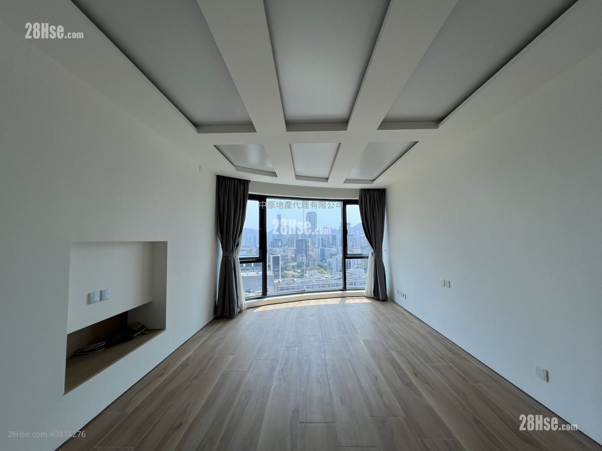 King's Park Villa Sell 4 Bedrooms , 3 Bathrooms 2,090 ft²