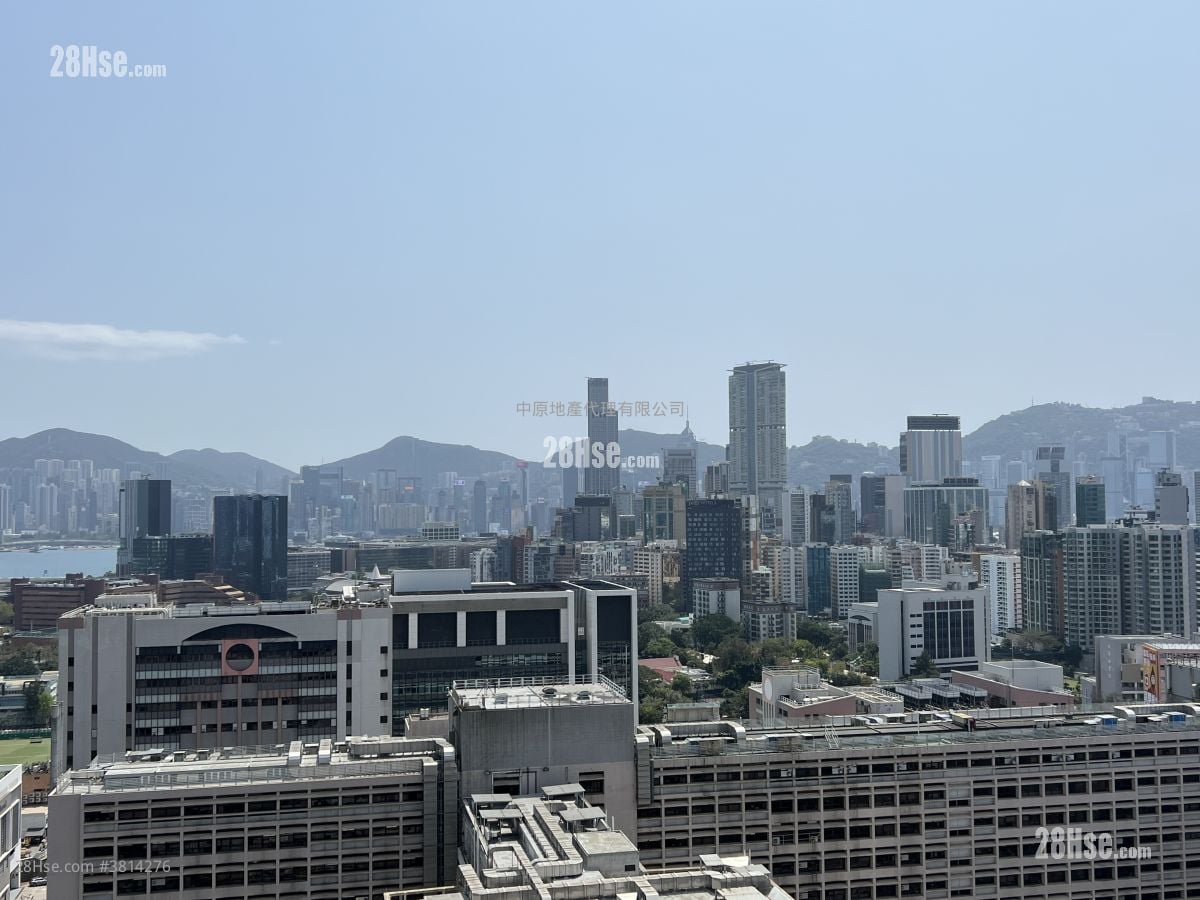 King's Park Villa Sell 4 Bedrooms , 3 Bathrooms 2,090 ft²