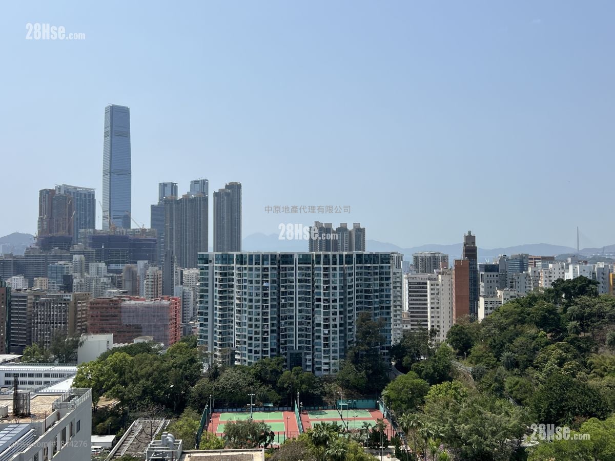 King's Park Villa Sell 4 Bedrooms , 3 Bathrooms 2,090 ft²