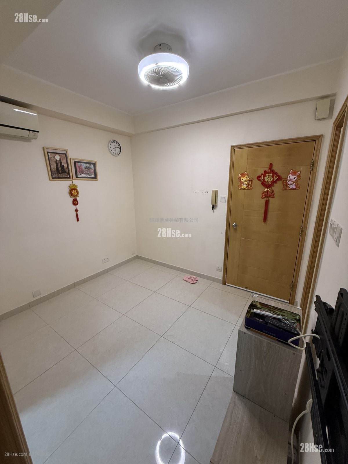 永发大厦 租盘 2 房 , 1 浴室 246 平方尺