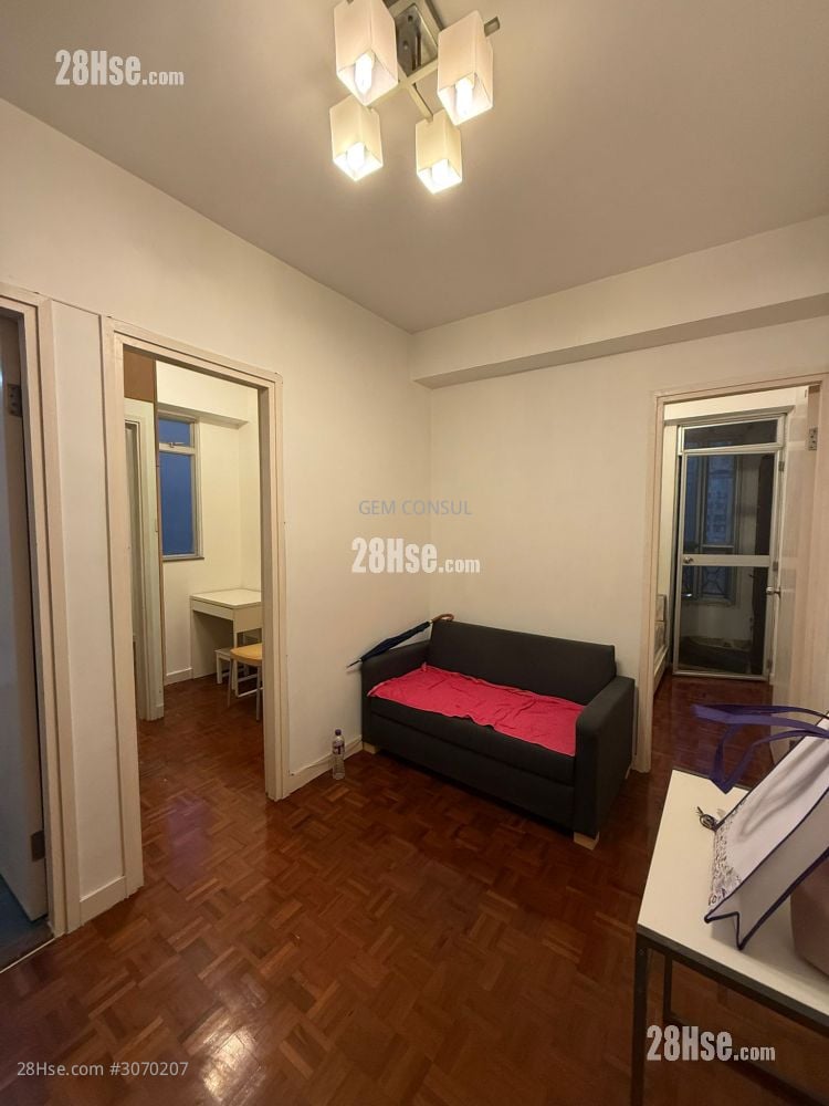 Yan King Court Rental 1 Bedroom , 1 Bathroom 273 ft²