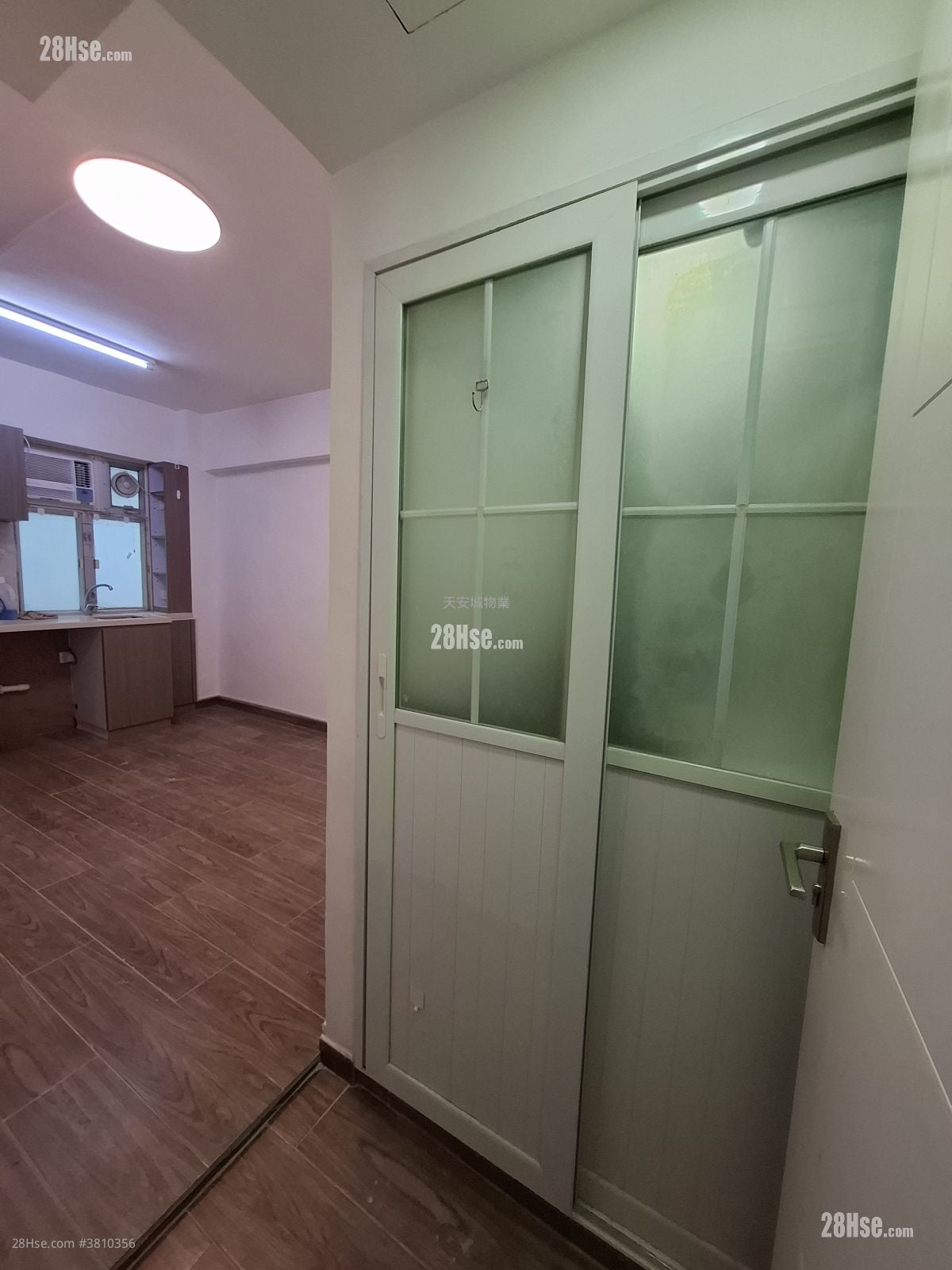 16 Hillier Street Rental 1 Bathroom 180 ft²