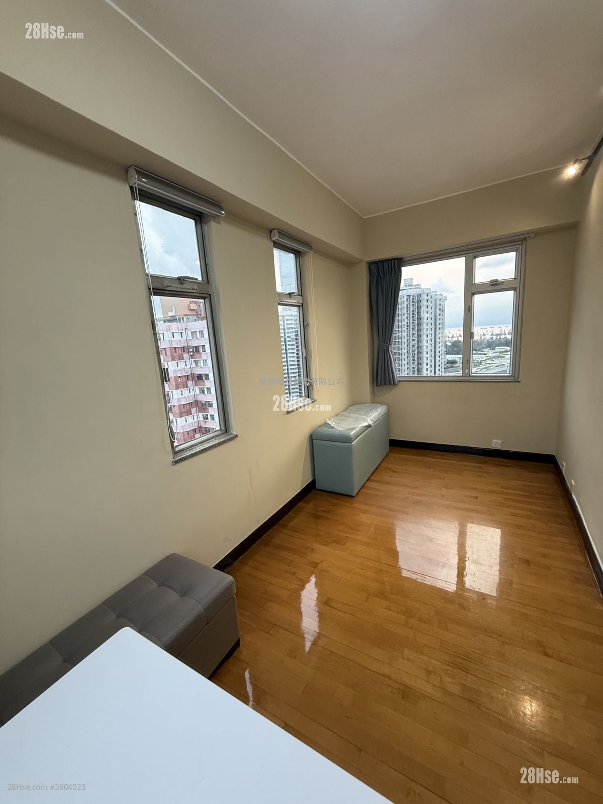 兆丰大厦 租盘 开放式间隔 , 1 浴室 237 平方尺