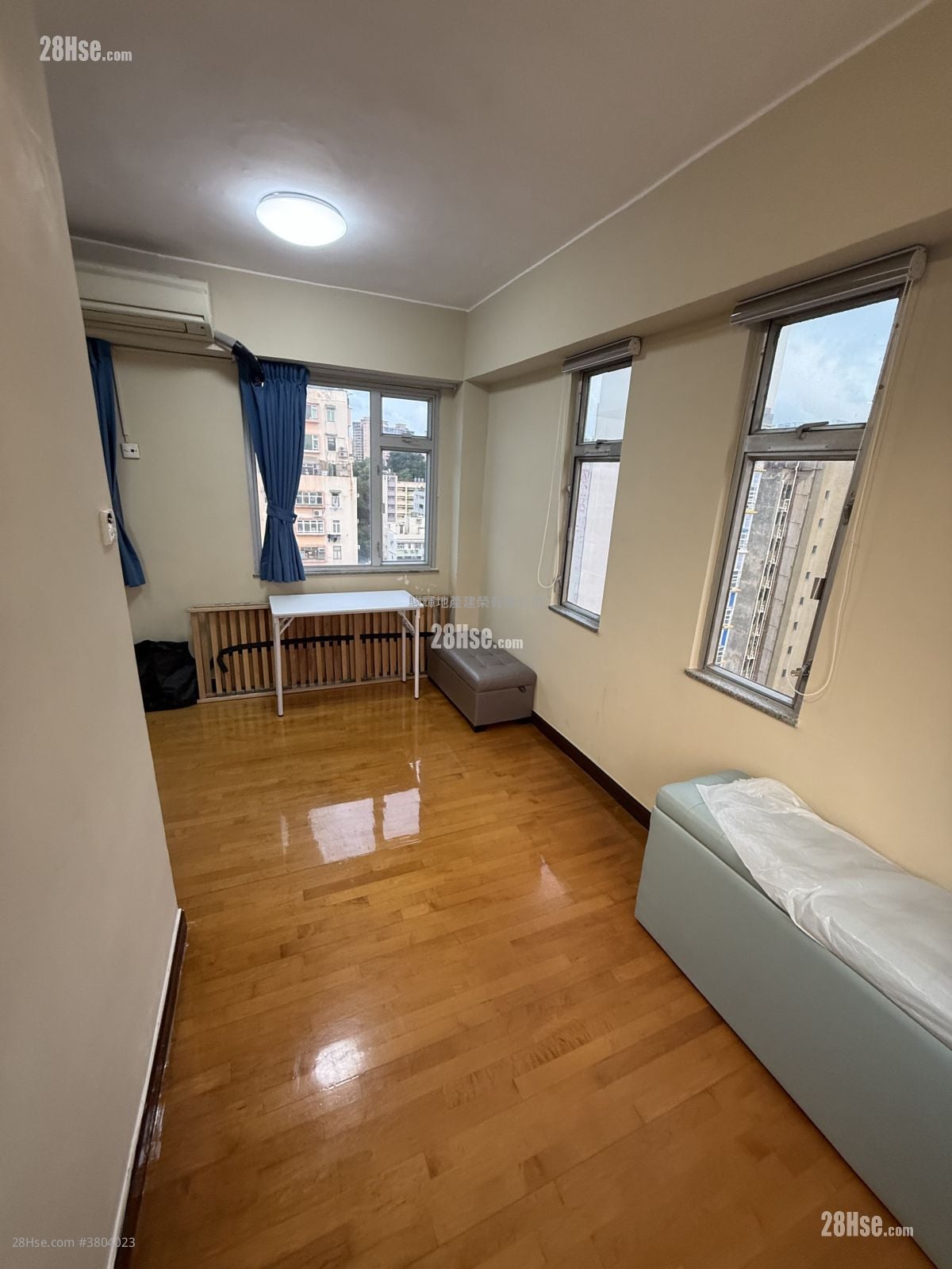 兆丰大厦 租盘 开放式间隔 , 1 浴室 237 平方尺