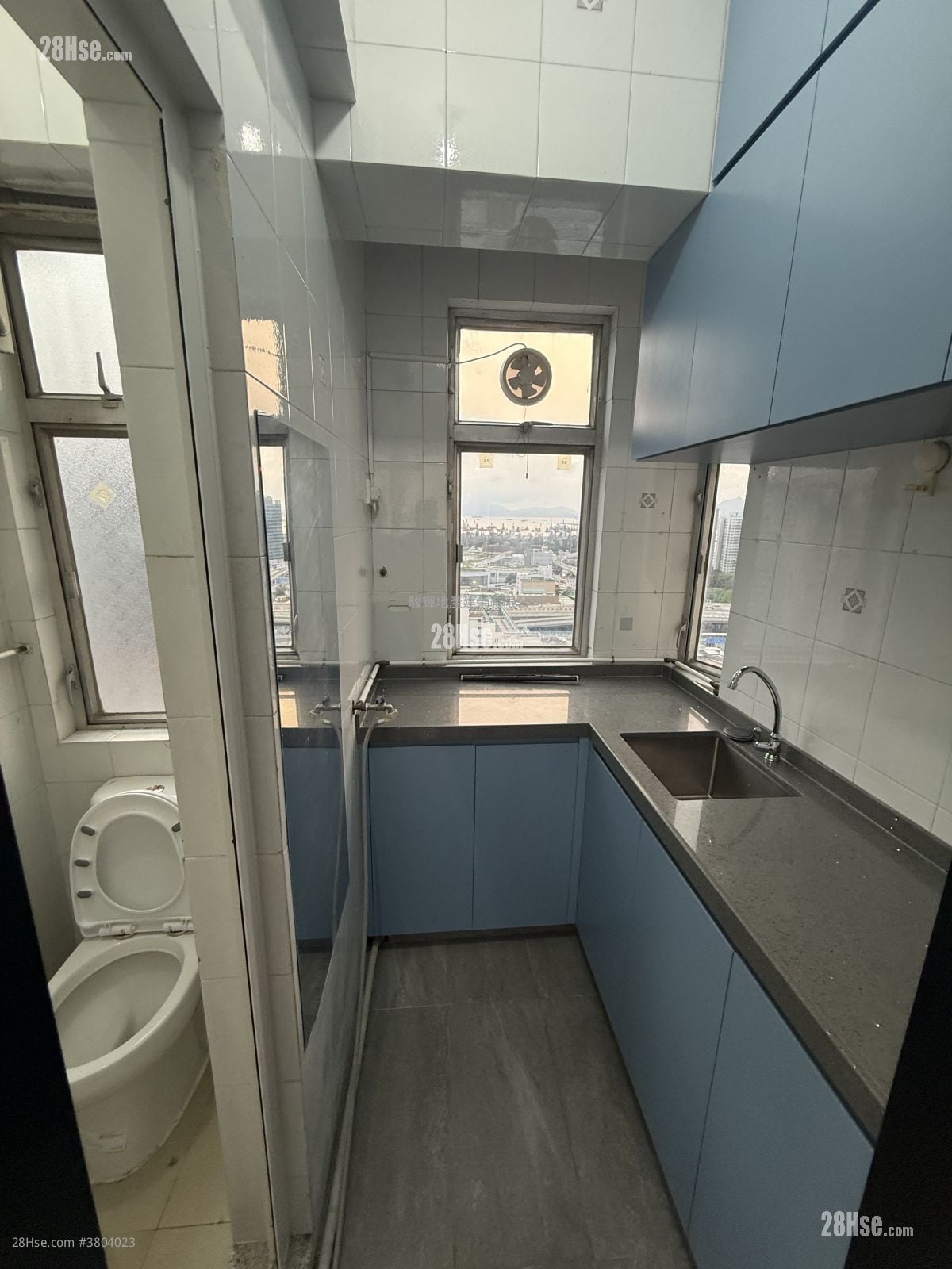 兆丰大厦 租盘 开放式间隔 , 1 浴室 237 平方尺