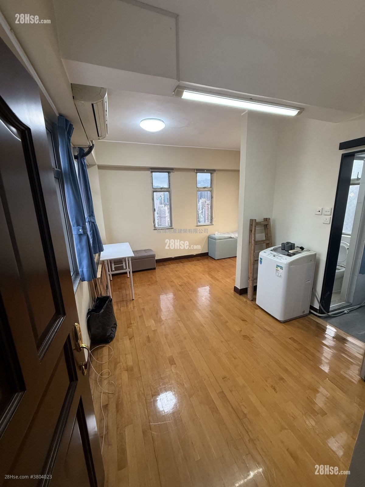 兆丰大厦 租盘 开放式间隔 , 1 浴室 237 平方尺