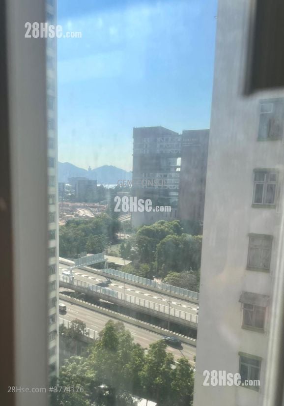 Tung On Court Sell 1 Bedroom , 1 Bathroom 242 ft²