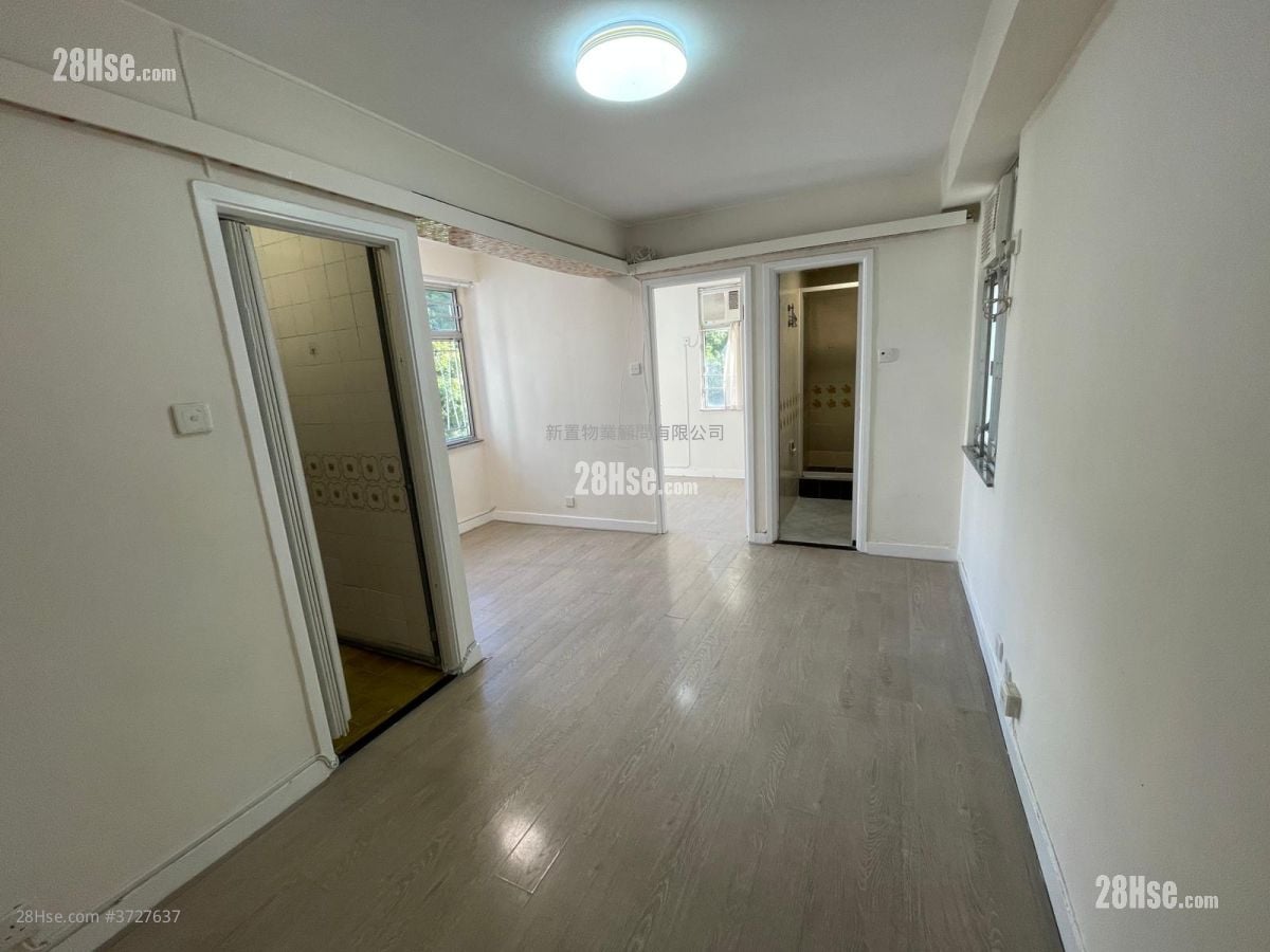 新成中心 租盘 1 房 , 1 浴室 294 平方尺