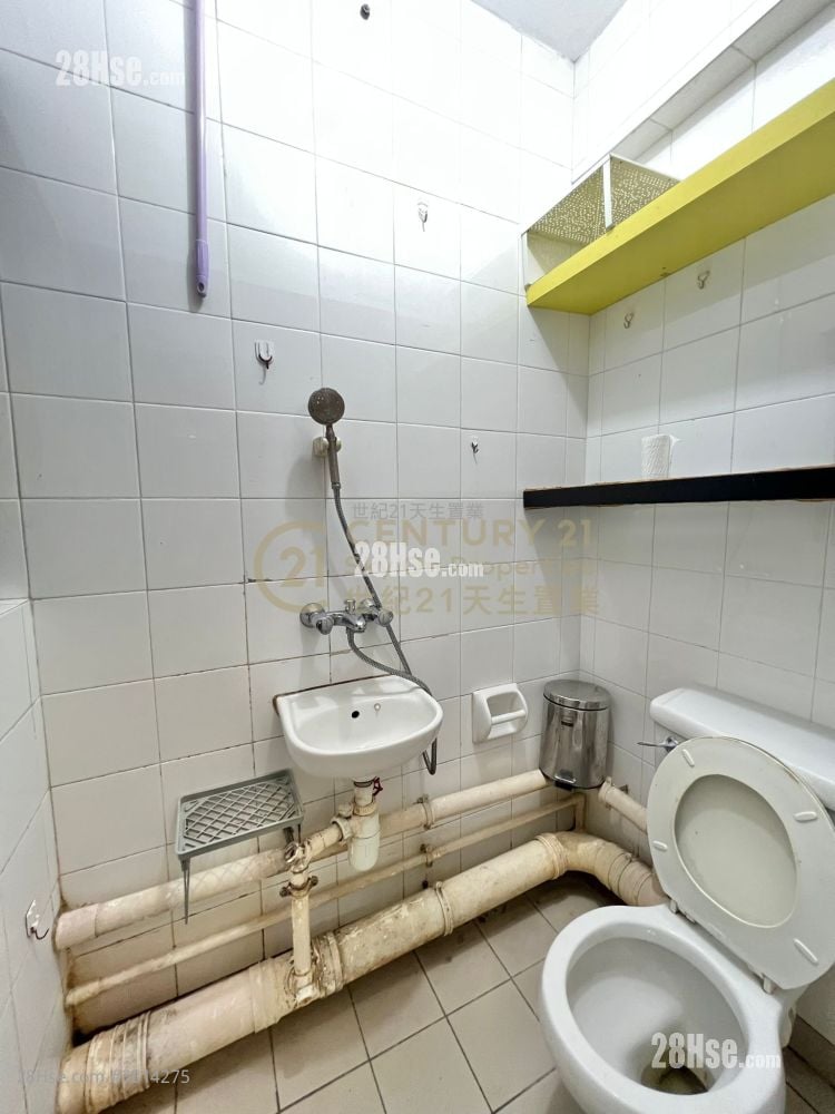 Aegean Coast Sell 4 Bedrooms , 3 Bathrooms 811 ft²