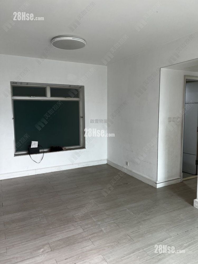 名城 租盘 4 房 , 2 浴室 785 平方尺