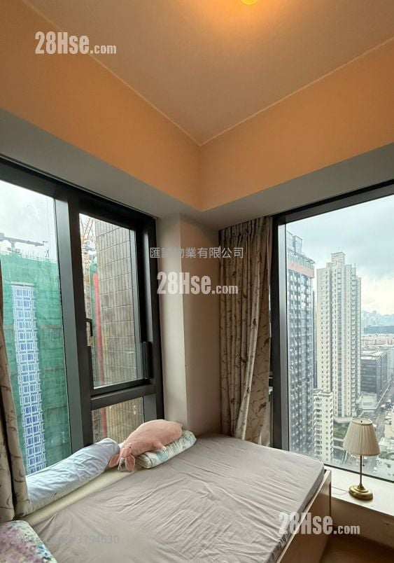 傲形 租盘 1 房 , 1 浴室 246 平方尺