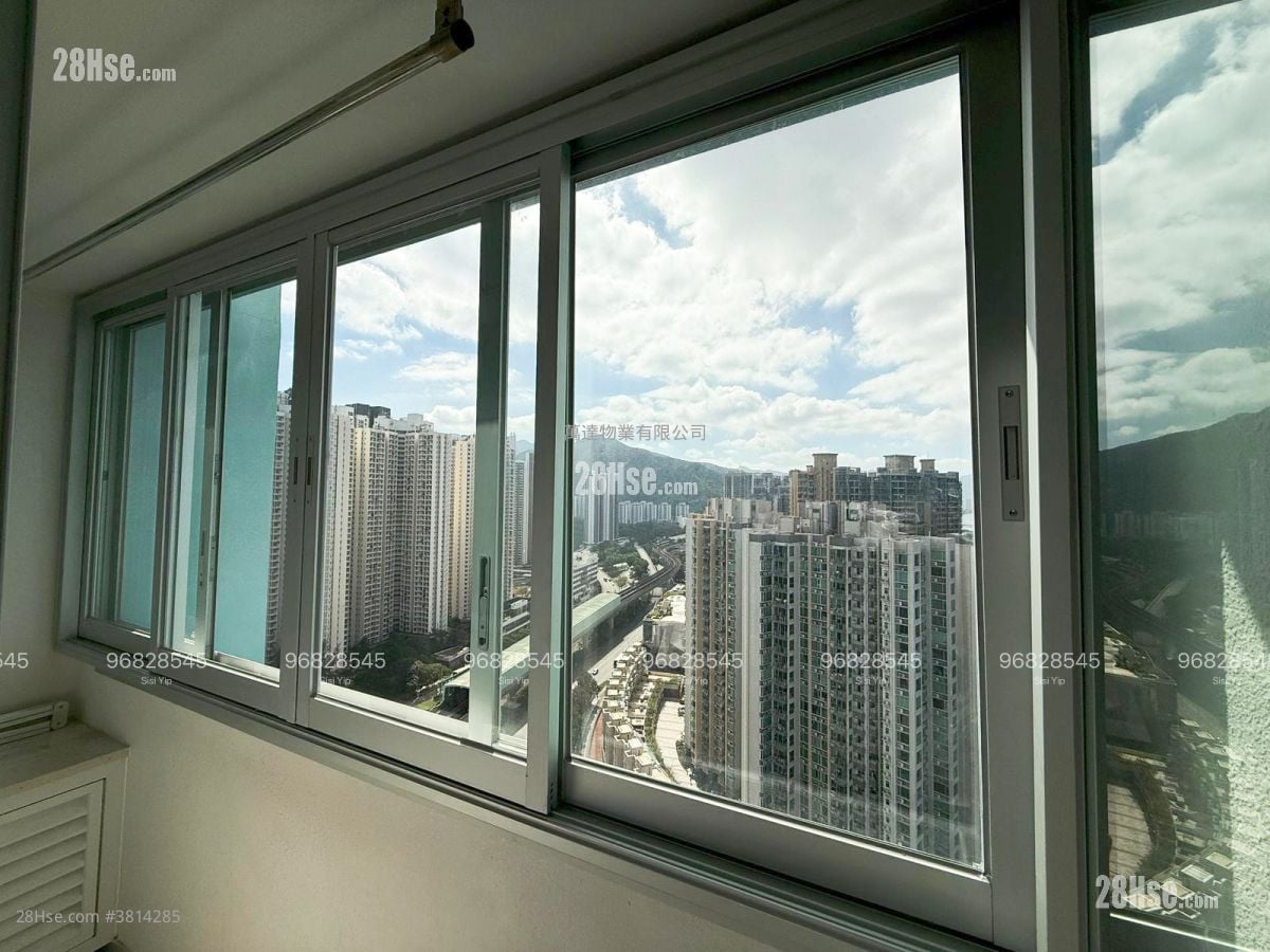 Kam Fai Court Sell 2 Bedrooms , 1 Bathroom 415 ft²