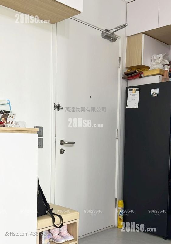 Kam Fai Court Sell 2 Bedrooms , 1 Bathroom 415 ft²