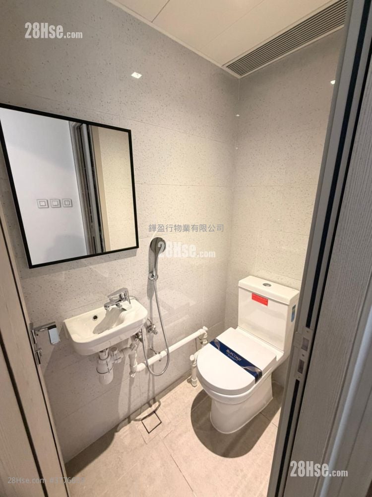 港岛南岸 租盘 3 房 , 2 浴室 748 平方尺