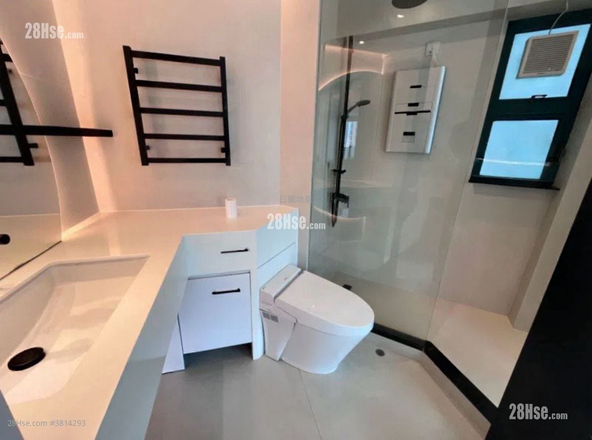 高逸华轩 租盘 2 房 , 1 浴室 450 平方尺