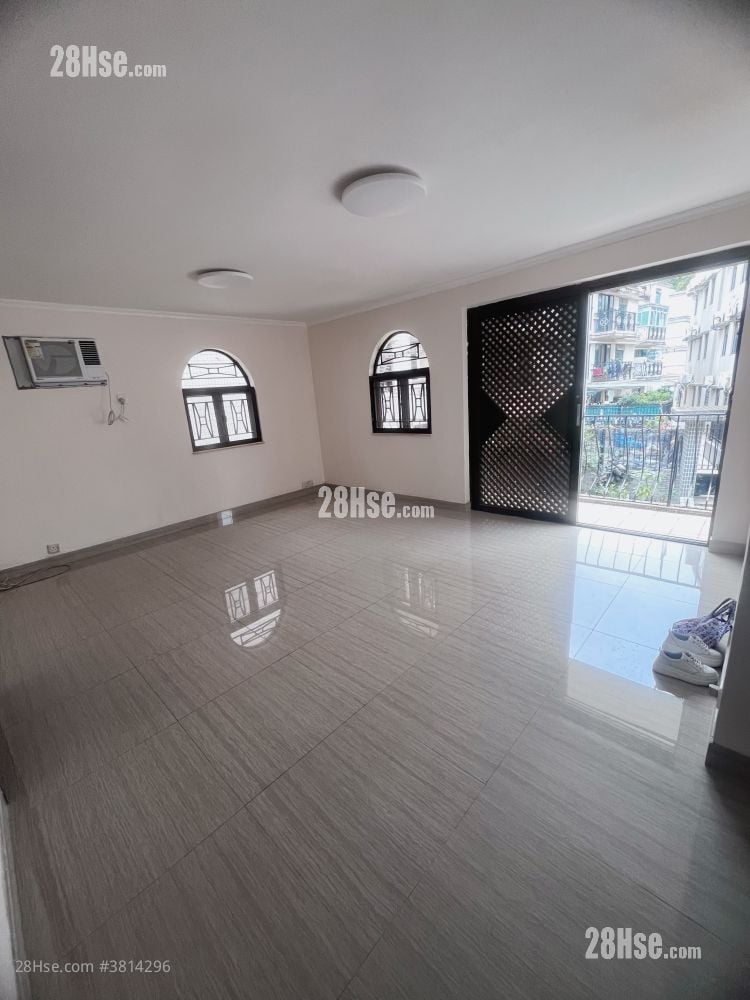 村屋 租盘 2 房 , 1 浴室 700 平方尺