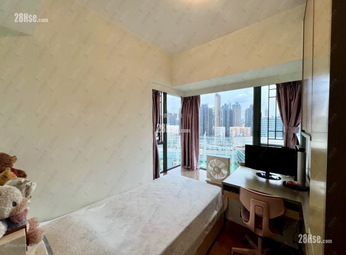 维港湾 售盘 3 房 647 平方尺