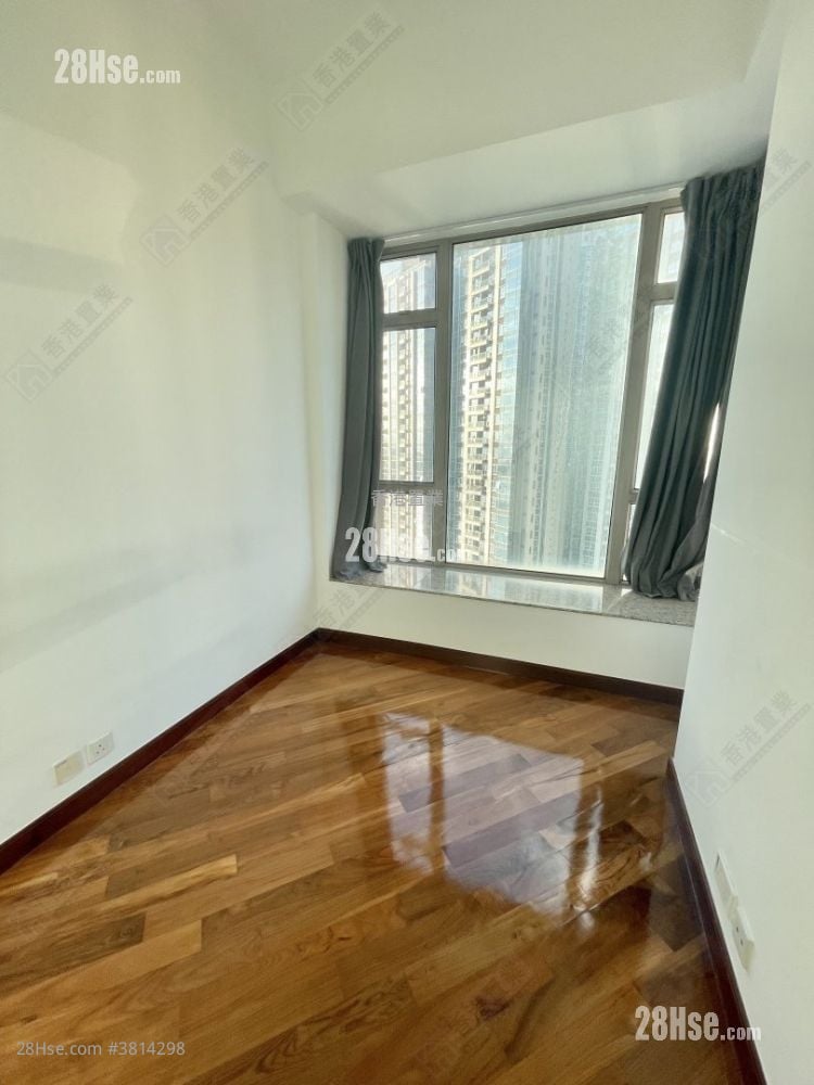 一号银海 售盘 3 房 , 2 浴室 665 平方尺