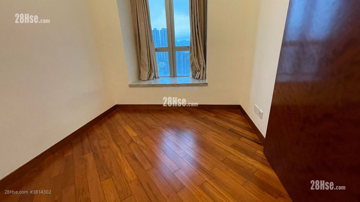 御金國峯 售盤 1 房 , 1 浴室 400 平方呎