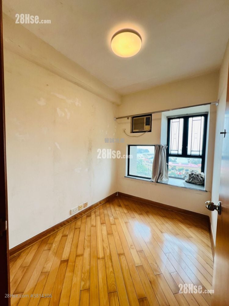 爱琴海岸 售盘 4 房 , 3 浴室 811 平方尺