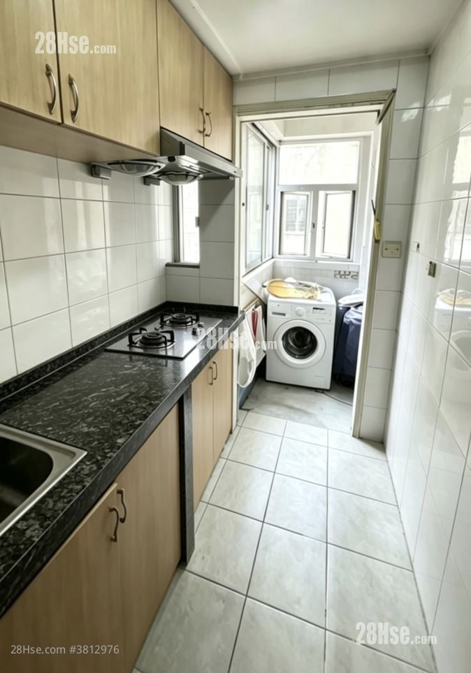 广亚大厦 售盘 2 房 , 1 浴室 329 平方尺