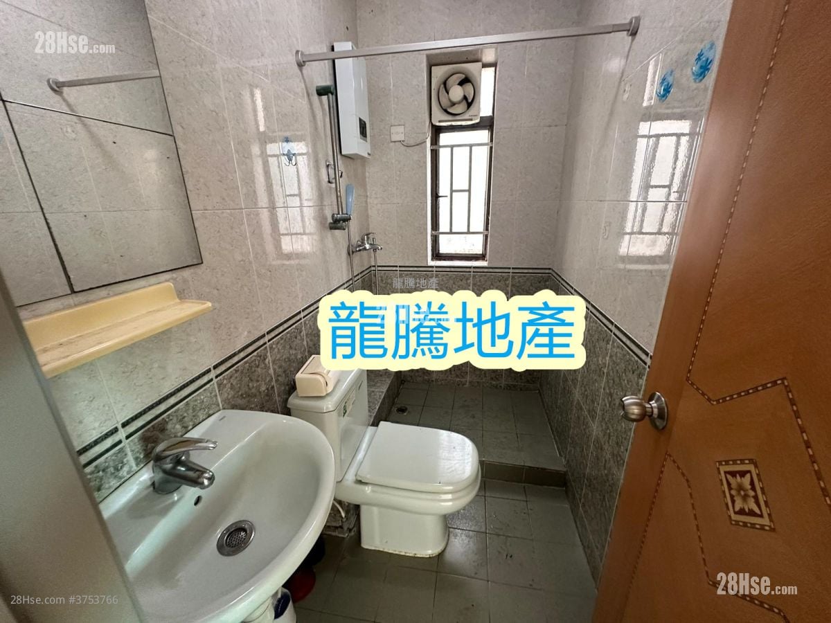 村屋 租盤 2 房 , 1 浴室